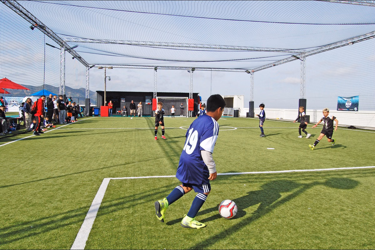 HOSTED LEAGUES & TOURNAMENTS