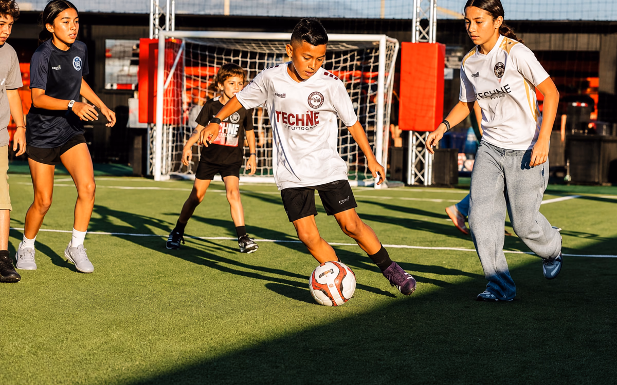PICK-UP GAMES & OPEN PLAY
